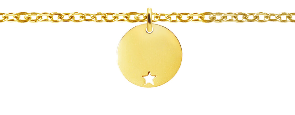 Chaîne de cheville agrémentée d'une médaille ronde avec étoile ajourée en acier inoxydable doré