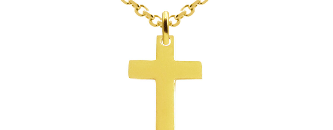 Collier orné d'un pendentif croix (14mm) en acier inoxydable doré